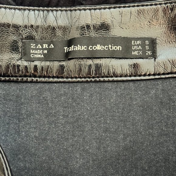 Zara Trafaluc Black Faux Leather Zip Up Mini Skirt Size Small - Picture 5 of 5